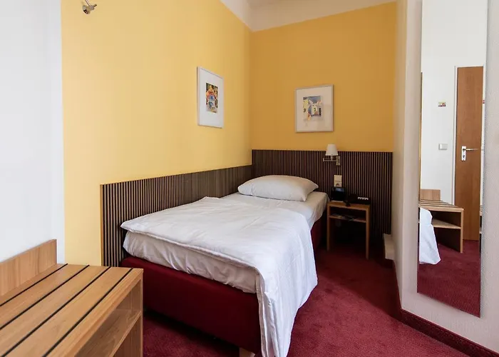 アイグナー ボン